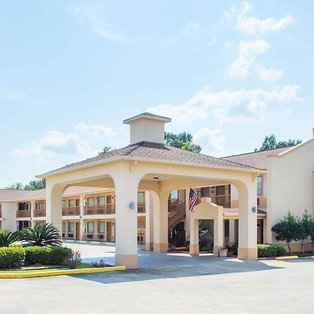 Days Inn By Wyndham Abbeville Екстер'єр фото