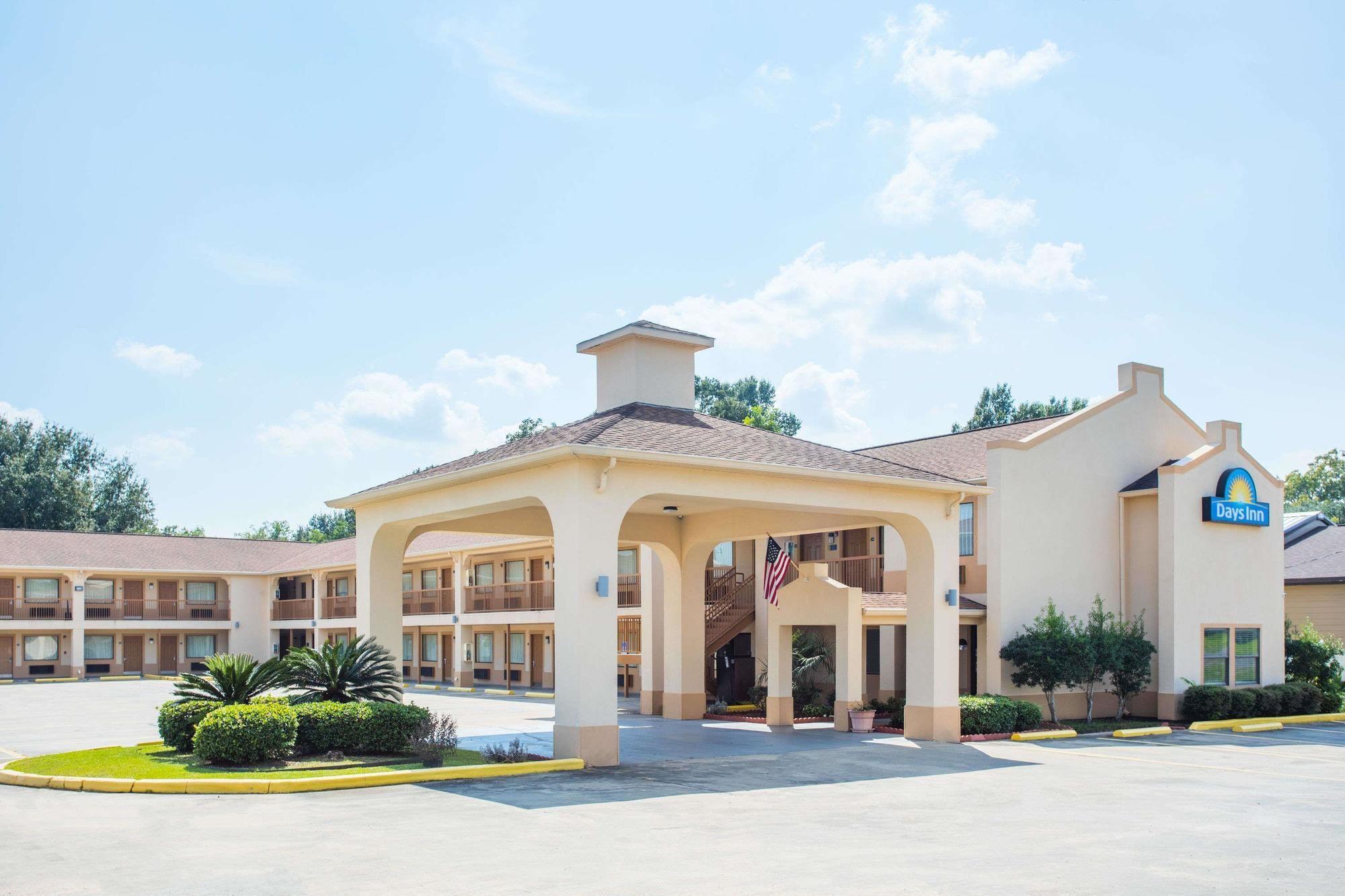 Days Inn By Wyndham Abbeville Екстер'єр фото