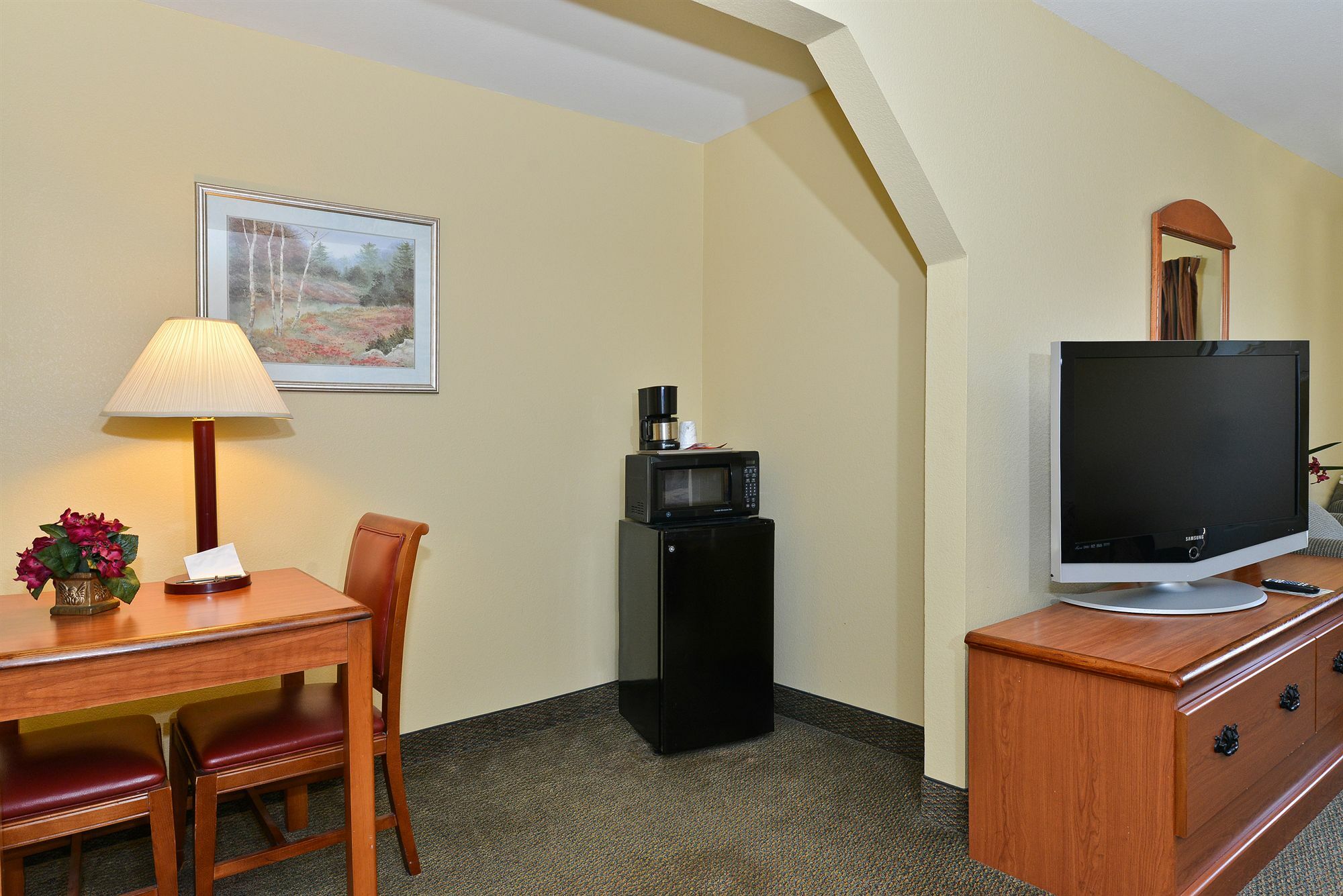 Days Inn By Wyndham Abbeville Екстер'єр фото